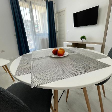 Vys Residence Mamaia Nord นาโวดาริ ภายนอก รูปภาพ