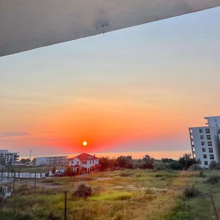 Vys Residence Mamaia Nord นาโวดาริ ภายนอก รูปภาพ
