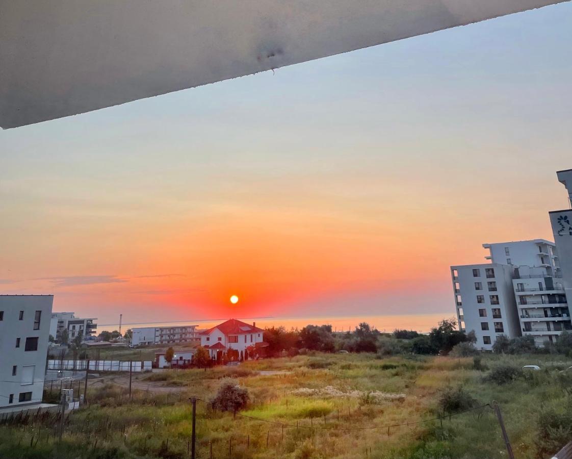 Vys Residence Mamaia Nord นาโวดาริ ภายนอก รูปภาพ