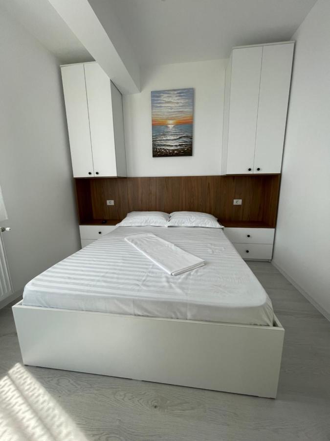 Vys Residence Mamaia Nord นาโวดาริ ภายนอก รูปภาพ